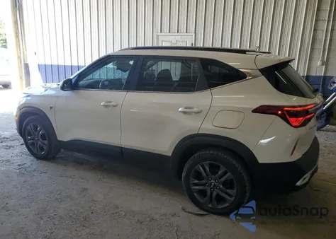 2021 Kia Seltos S from USA, damaged, VIN KNDEUCAA2M7168853
